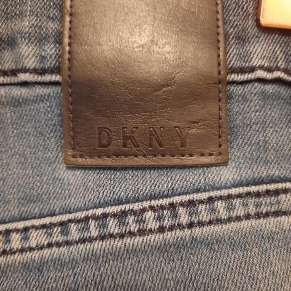 jeans - Picture 8 of 9